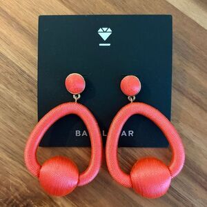 BaubleBar | Wrapped Hoop Earrings | Neon Coral